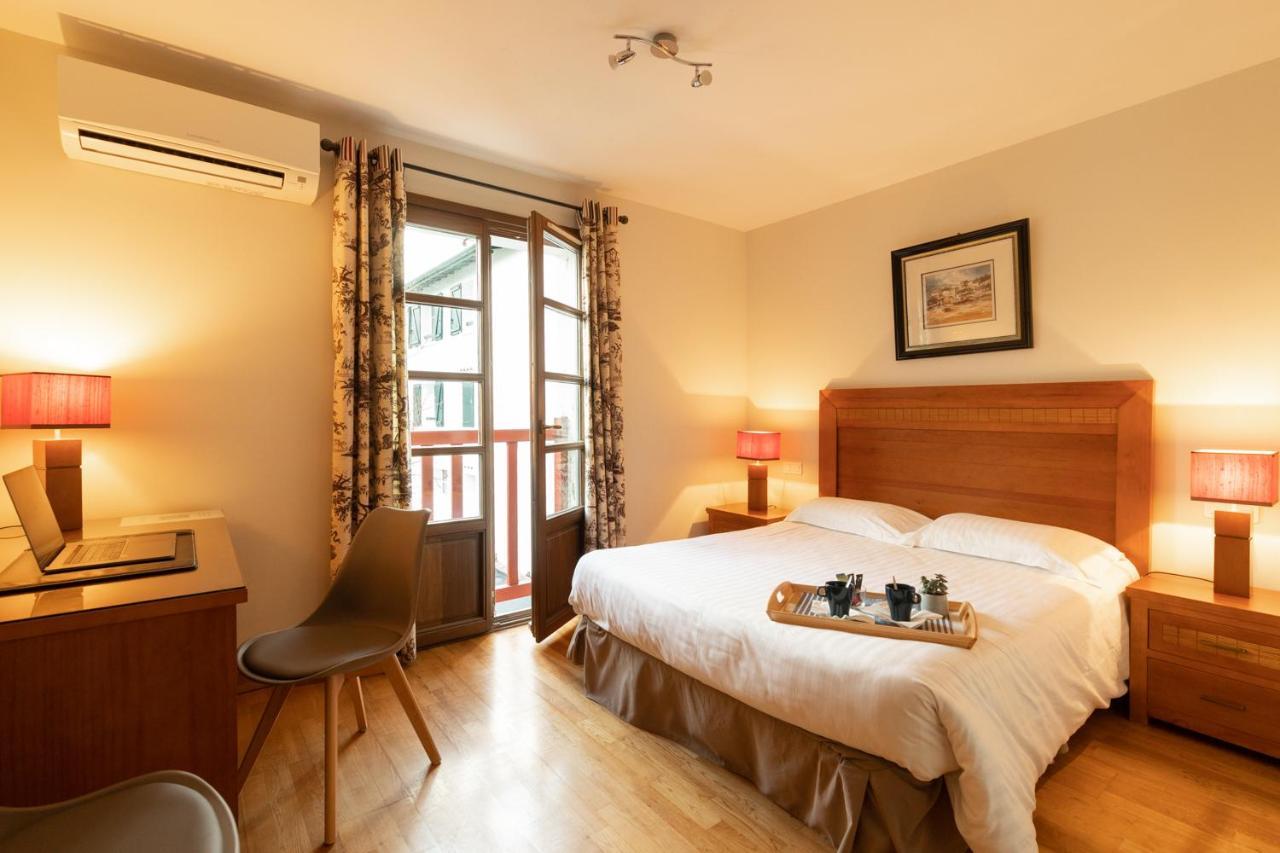 Hotel Lastiry Сар Екстер'єр фото